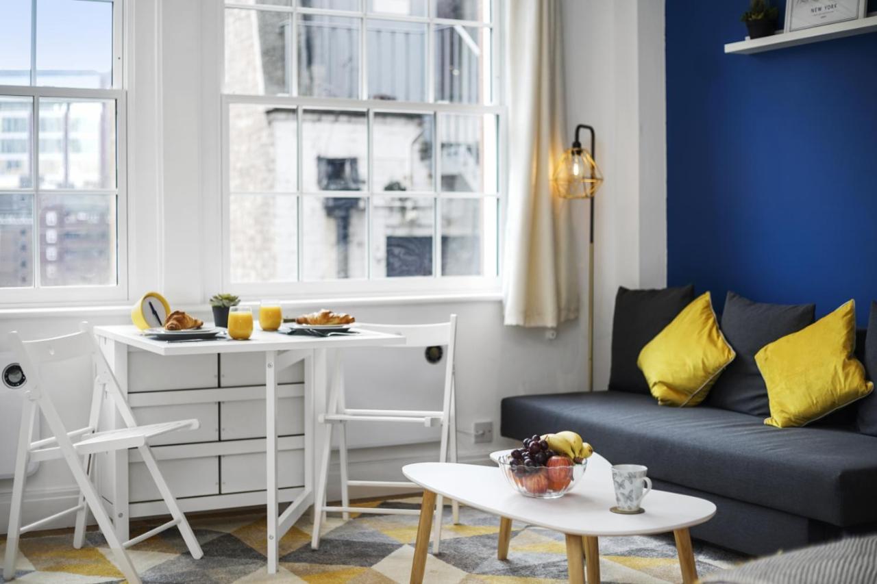 Studio Apartment By Homely Stays Лондон Экстерьер фото